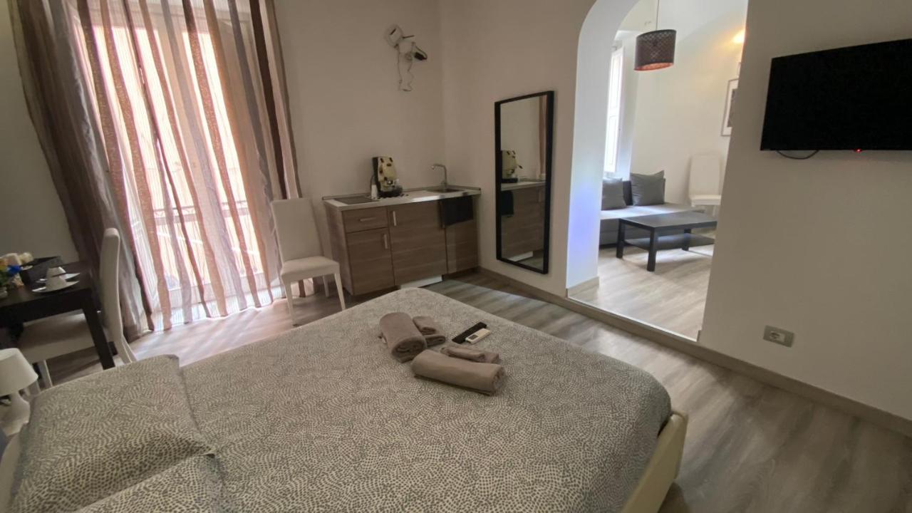 Petros Room Camere Salerno Exterior photo