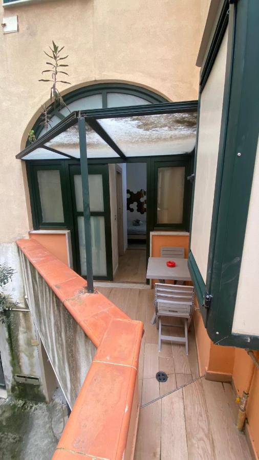 Petros Room Camere Salerno Exterior photo