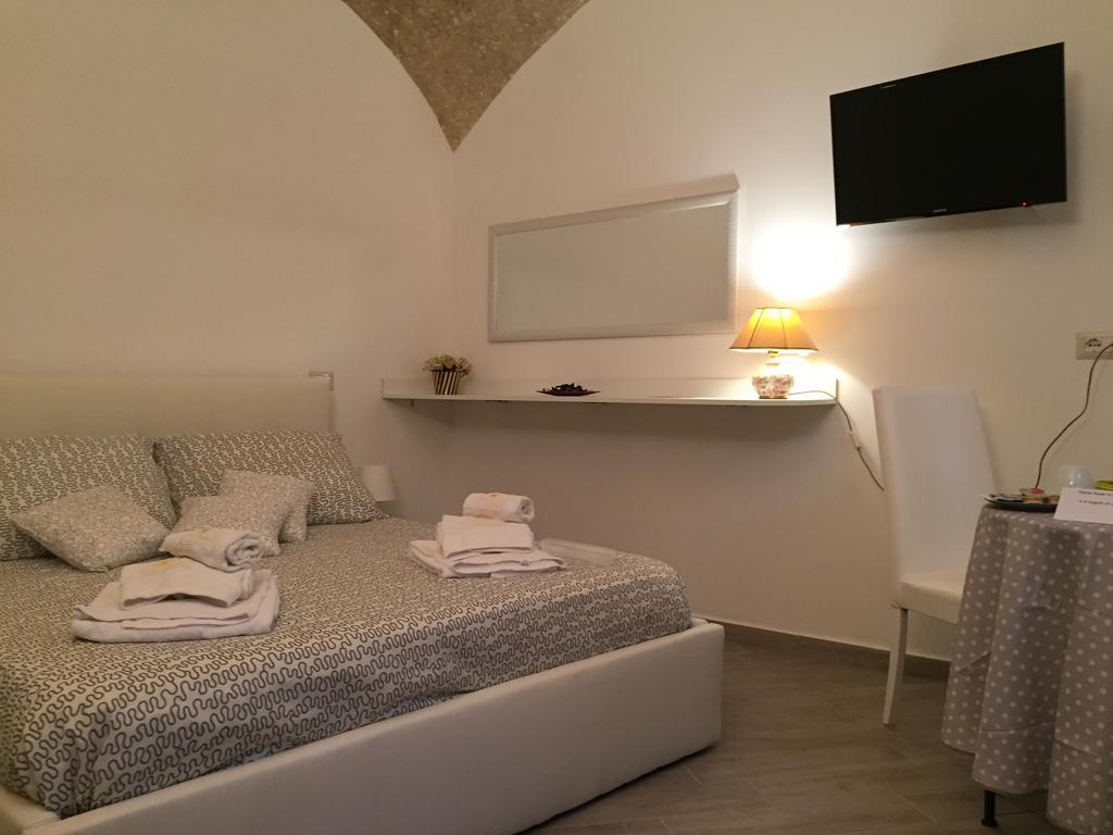 Petros Room Camere Salerno Room photo