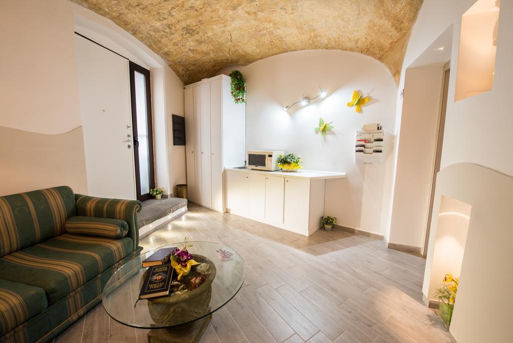 Petros Room Camere Salerno Exterior photo