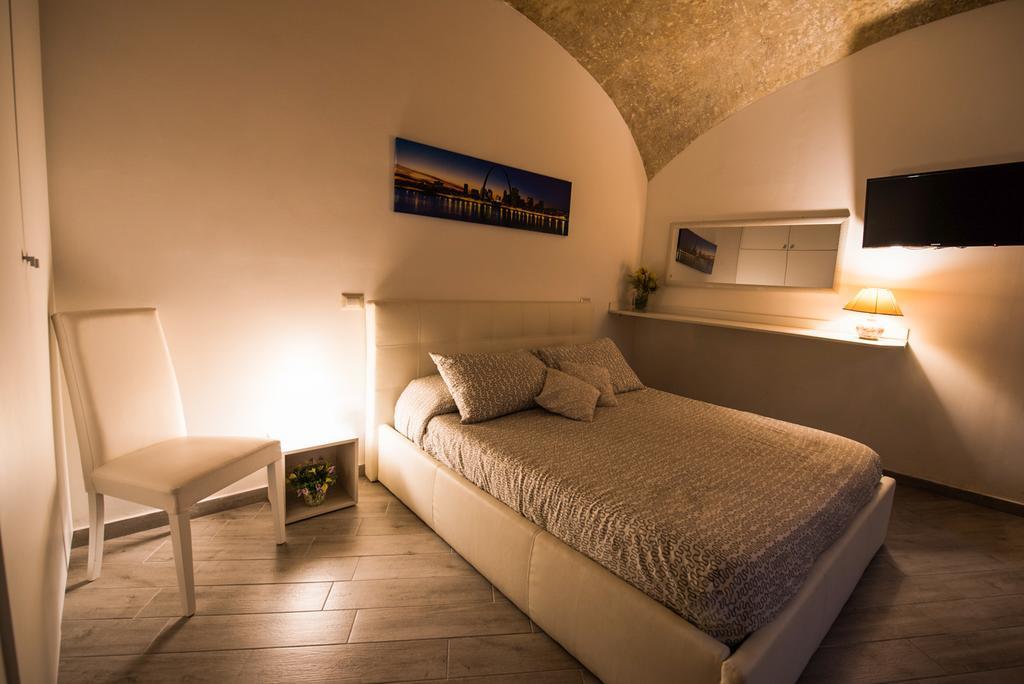 Petros Room Camere Salerno Exterior photo
