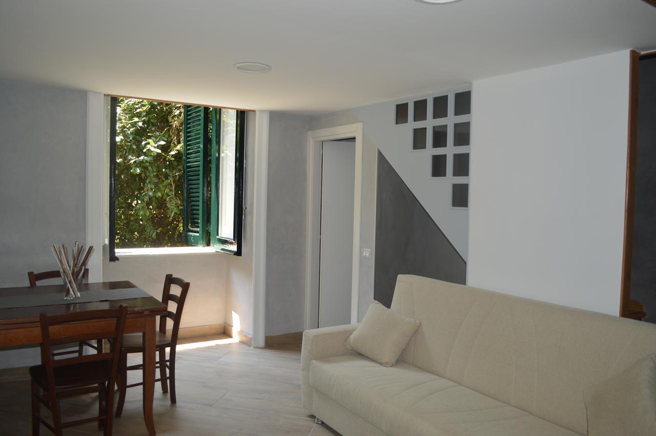 Petros Room Camere Salerno Exterior photo
