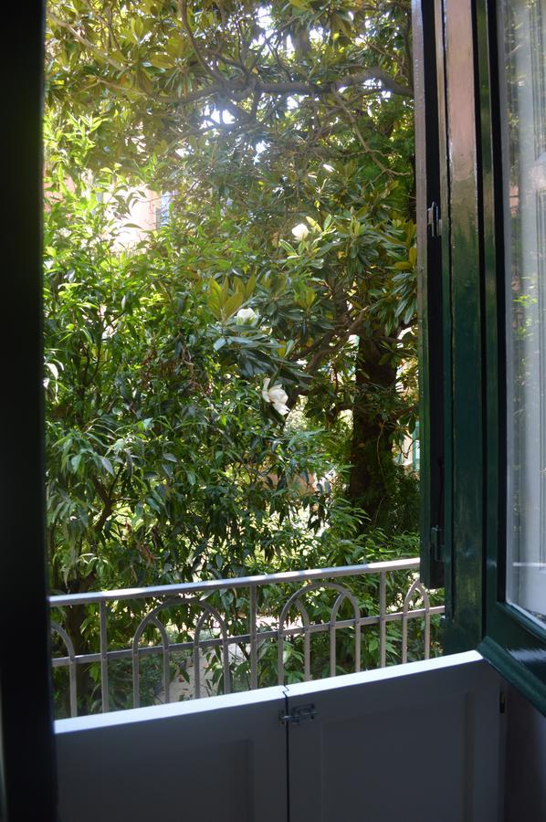 Petros Room Camere Salerno Exterior photo